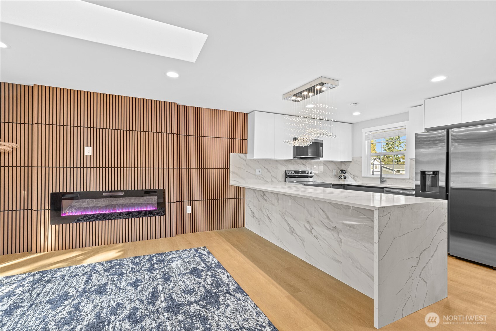 1112 Redmond Avenue Northeast Renton, WA 98056 - Photo 6 of 40