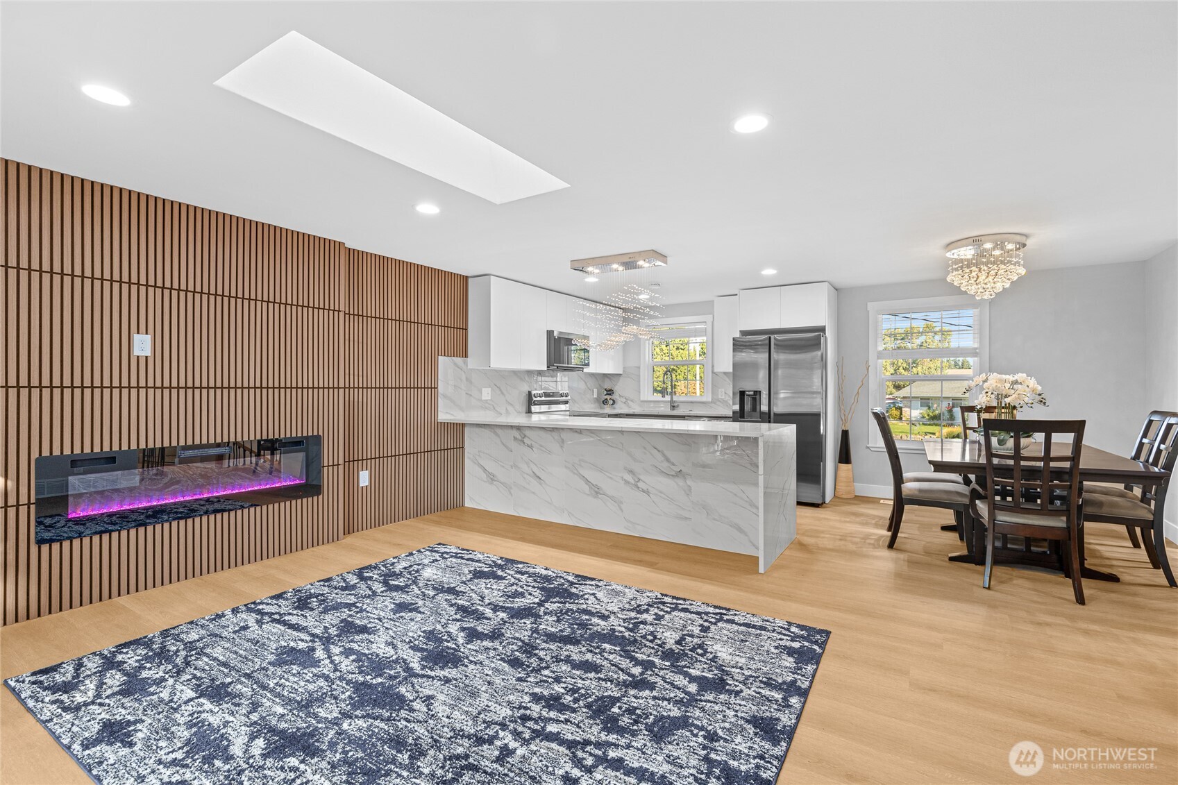 1112 Redmond Avenue Northeast Renton, WA 98056 - Photo 9 of 40