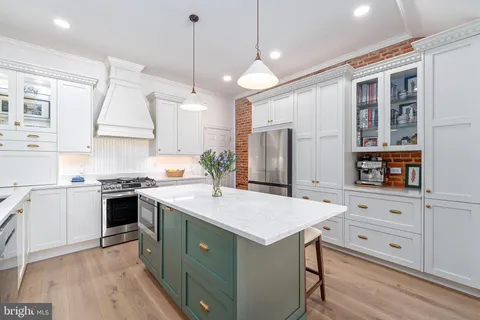 $550,000 | 1800 East Pratt Street, Baltimore, MD 21231