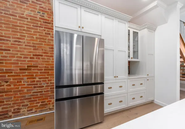 $605,000 | 1800 East Pratt Street, Baltimore, MD 21231