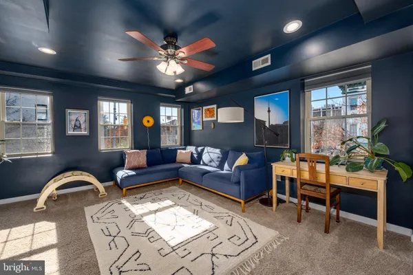 $605,000 | 1800 East Pratt Street, Baltimore, MD 21231