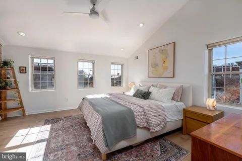 $550,000 | 1800 East Pratt Street, Baltimore, MD 21231