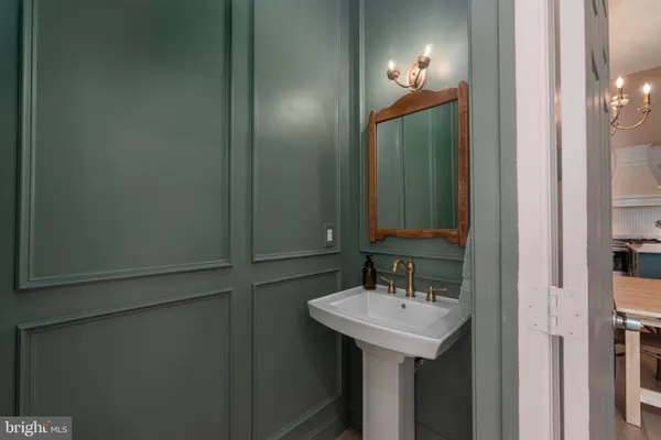 $605,000 | 1800 East Pratt Street, Baltimore, MD 21231