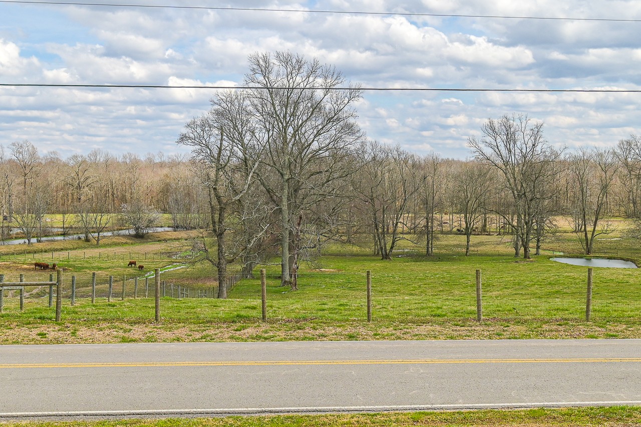 533 Corders Crossroads Road Fayetteville, TN 37334 - Photo 11 of 47 Gallery Image 11