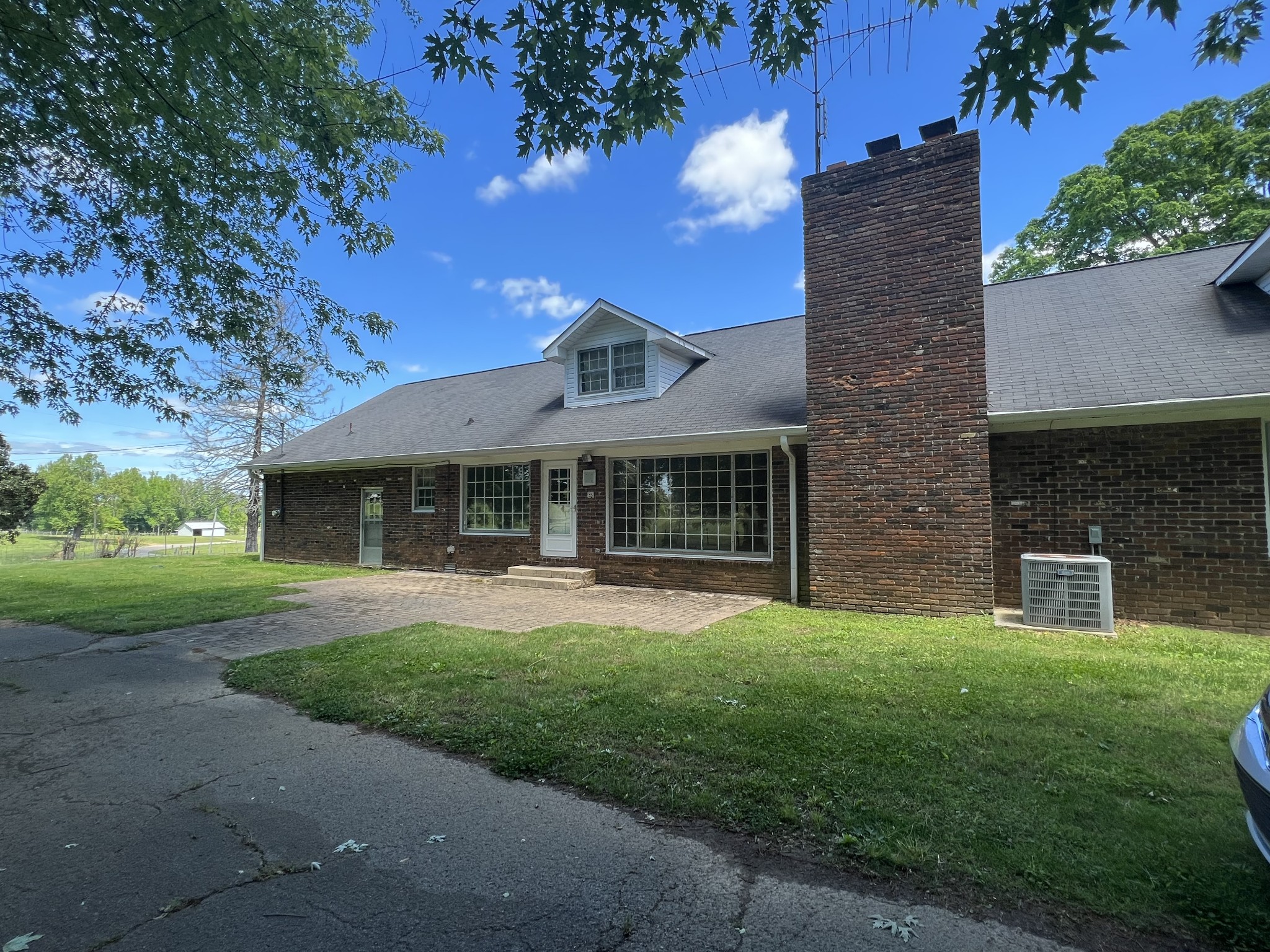 533 Corders Crossroads Road Fayetteville, TN 37334 - Photo 4 of 47 Gallery Image 4
