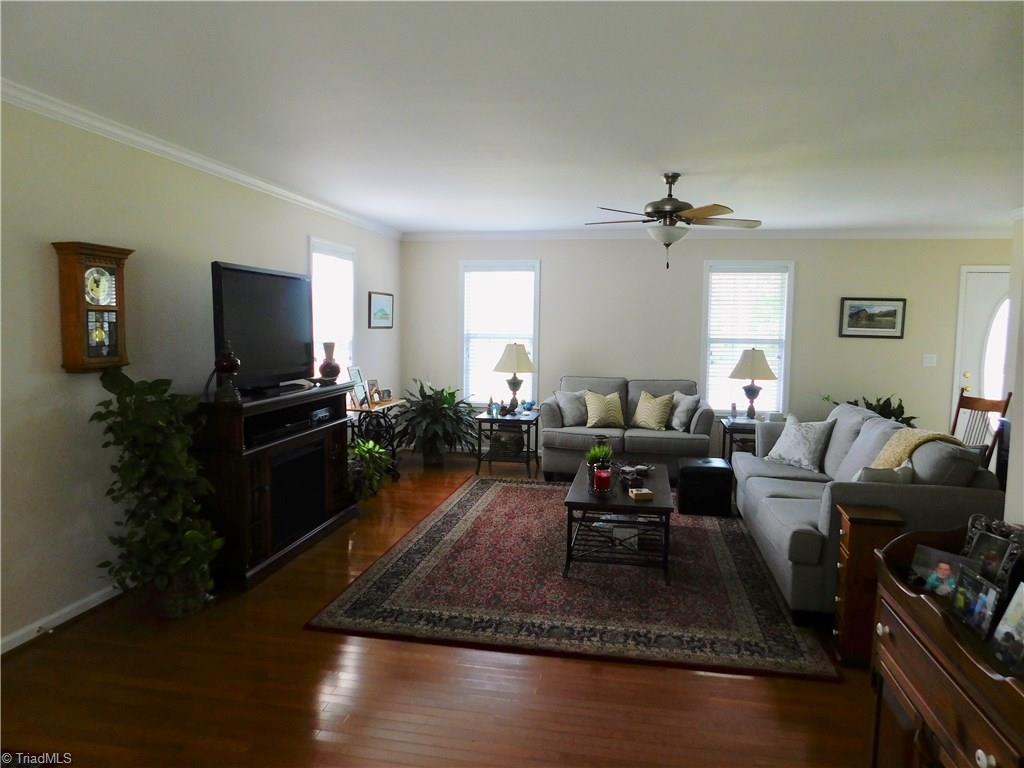 1014 Farmington Road Mocksville, NC 27028 - Photo 11 of 30 Gallery Image 11