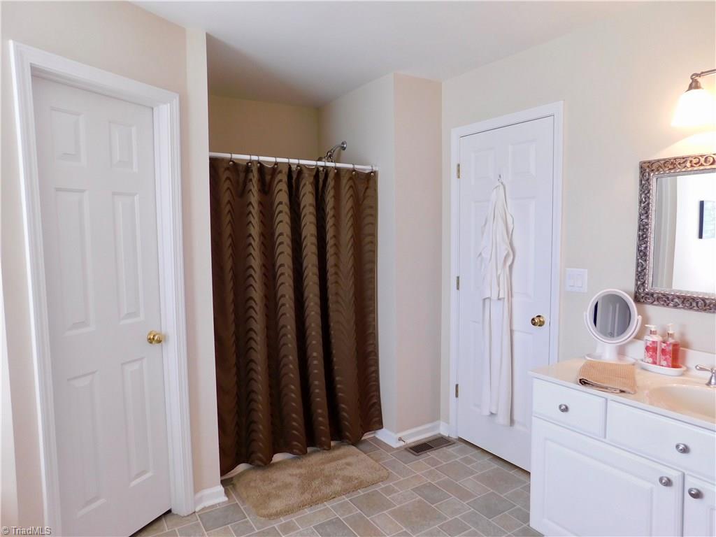 1014 Farmington Road Mocksville, NC 27028 - Photo 24 of 30 Gallery Image 24