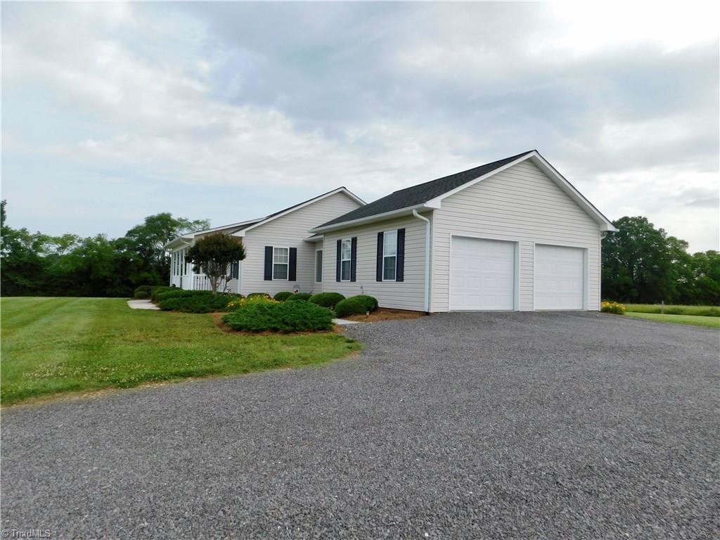 1014 Farmington Road Mocksville, NC 27028 - Photo 4 of 30 Gallery Image 4