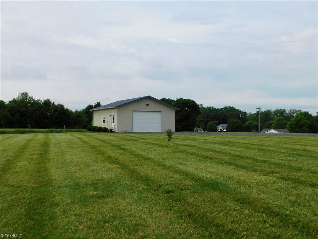 1014 Farmington Road Mocksville, NC 27028 - Photo 6 of 30 Gallery Image 6