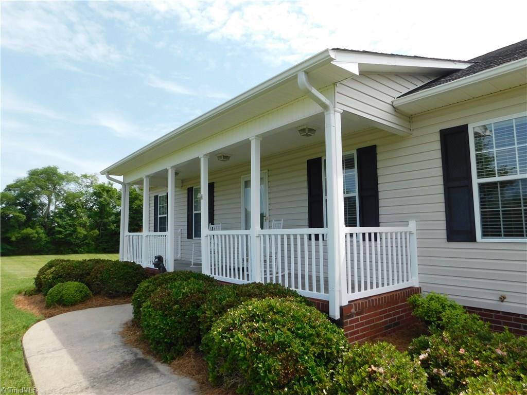 1014 Farmington Road Mocksville, NC 27028 - Photo 8 of 30 Gallery Image 8