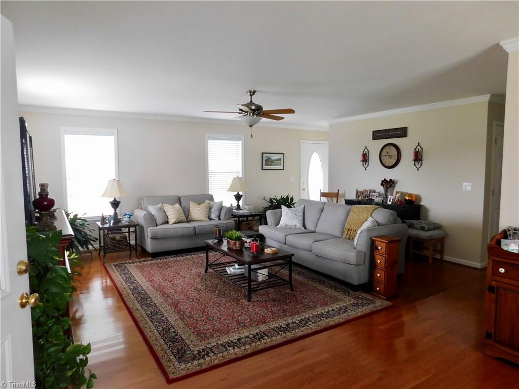 1014 Farmington Road Mocksville, NC 27028 - Photo 10 of 30 Gallery Image 10