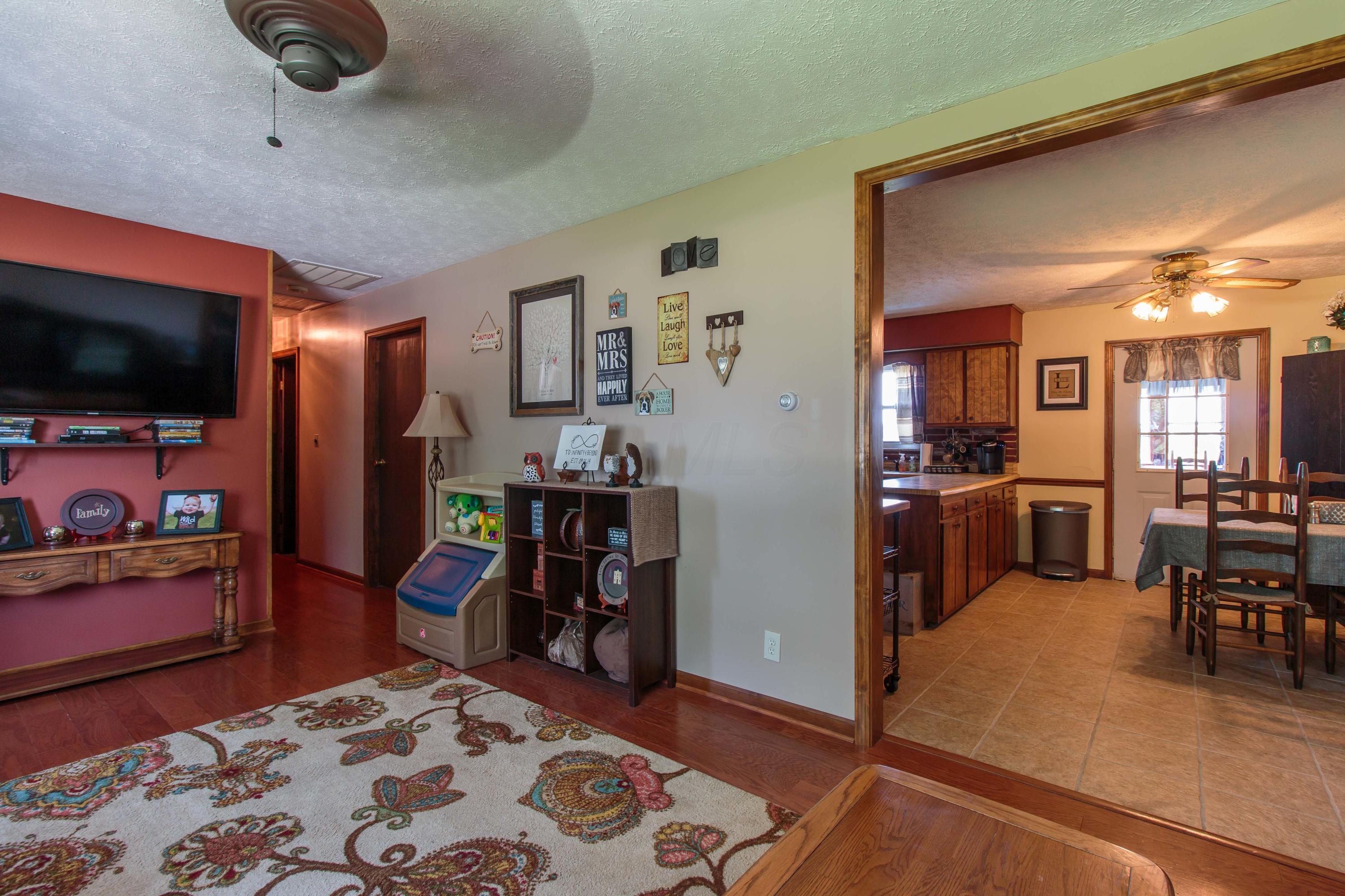 4300 Leonardsburg Road Delaware, OH 43015 - Photo 5 of 27 Gallery Image 5