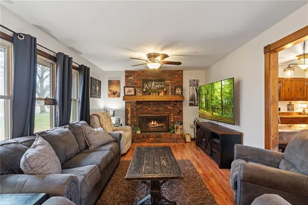 $298,000 | 406 Frederick Drive, Gower, MO 64454