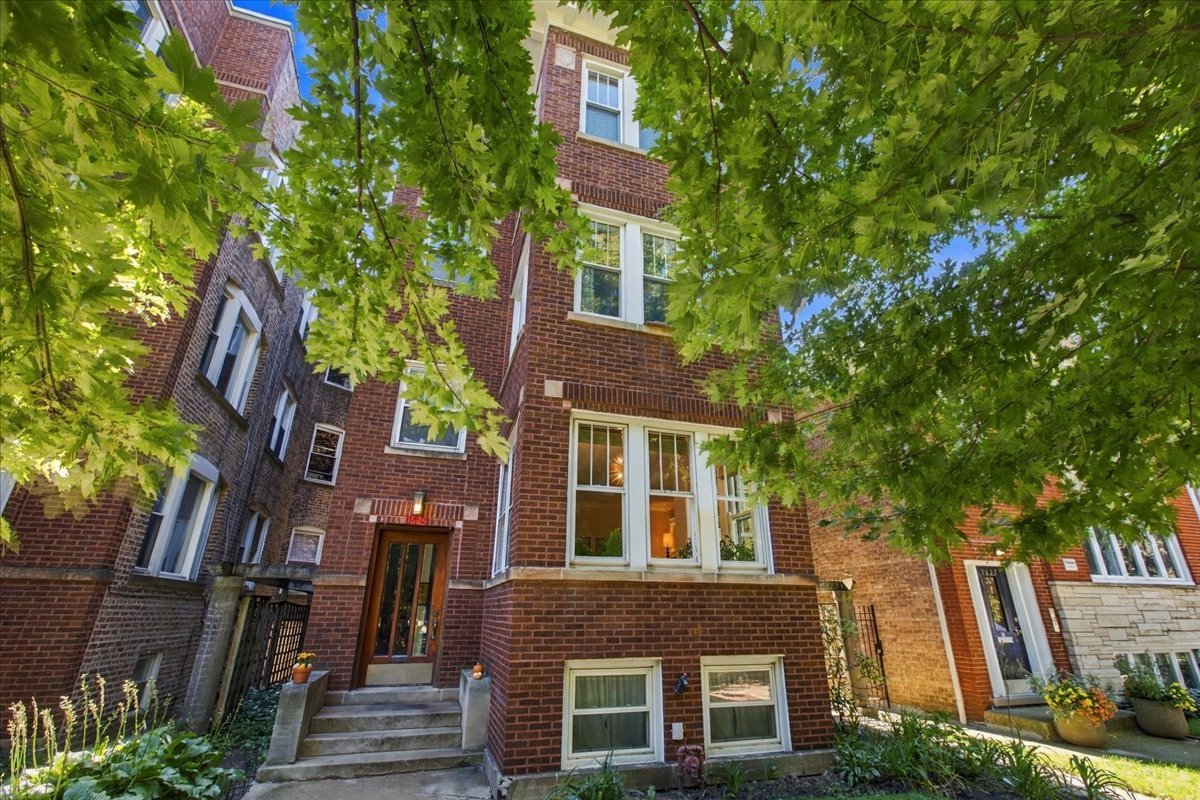1625 West Rascher Avenue, Unit 1 Chicago, IL 60640 - Photo 1 of 25 Gallery Image 1