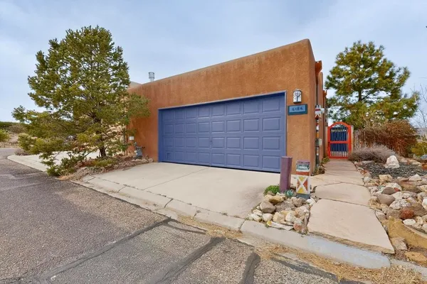 $325,000 | 6404 Tahawash Street, Cochiti Lake, NM 87083