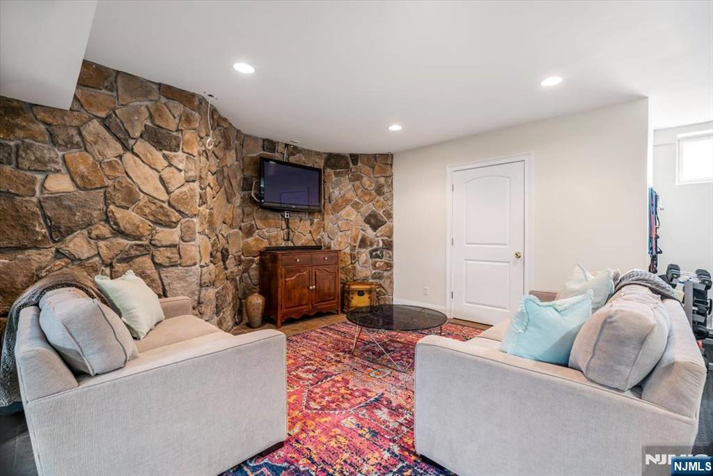 128 Montross Avenue Rutherford, NJ 07070 - Photo 29 of 47