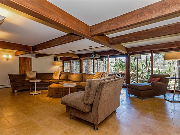 43 Scotch Pine Road Weston, MA 02493 - Photo 9 of 20