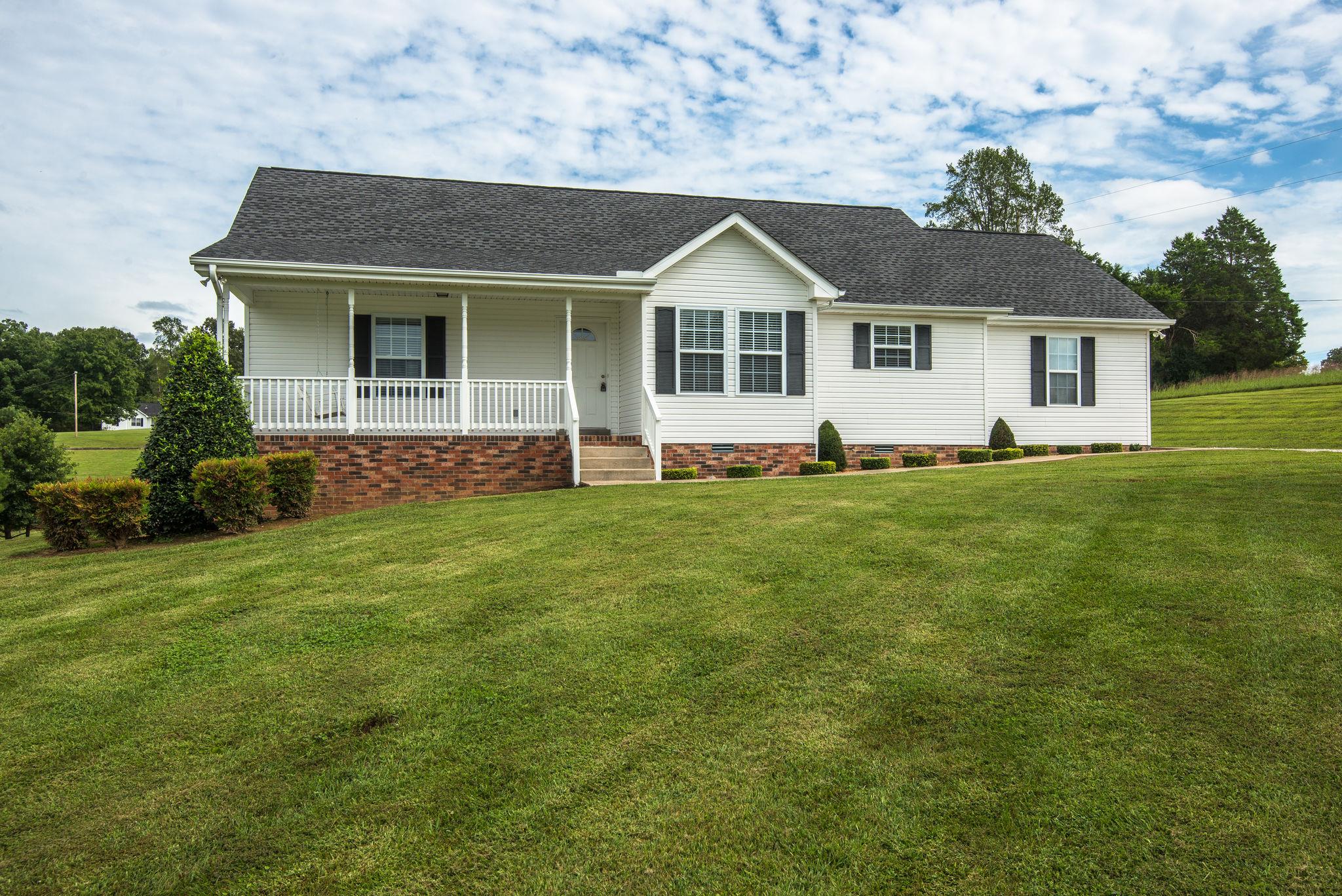 911 Franklin Road Charlotte, TN 37036 - Photo 1 of 30 FABULOUS HOME---All One Level!