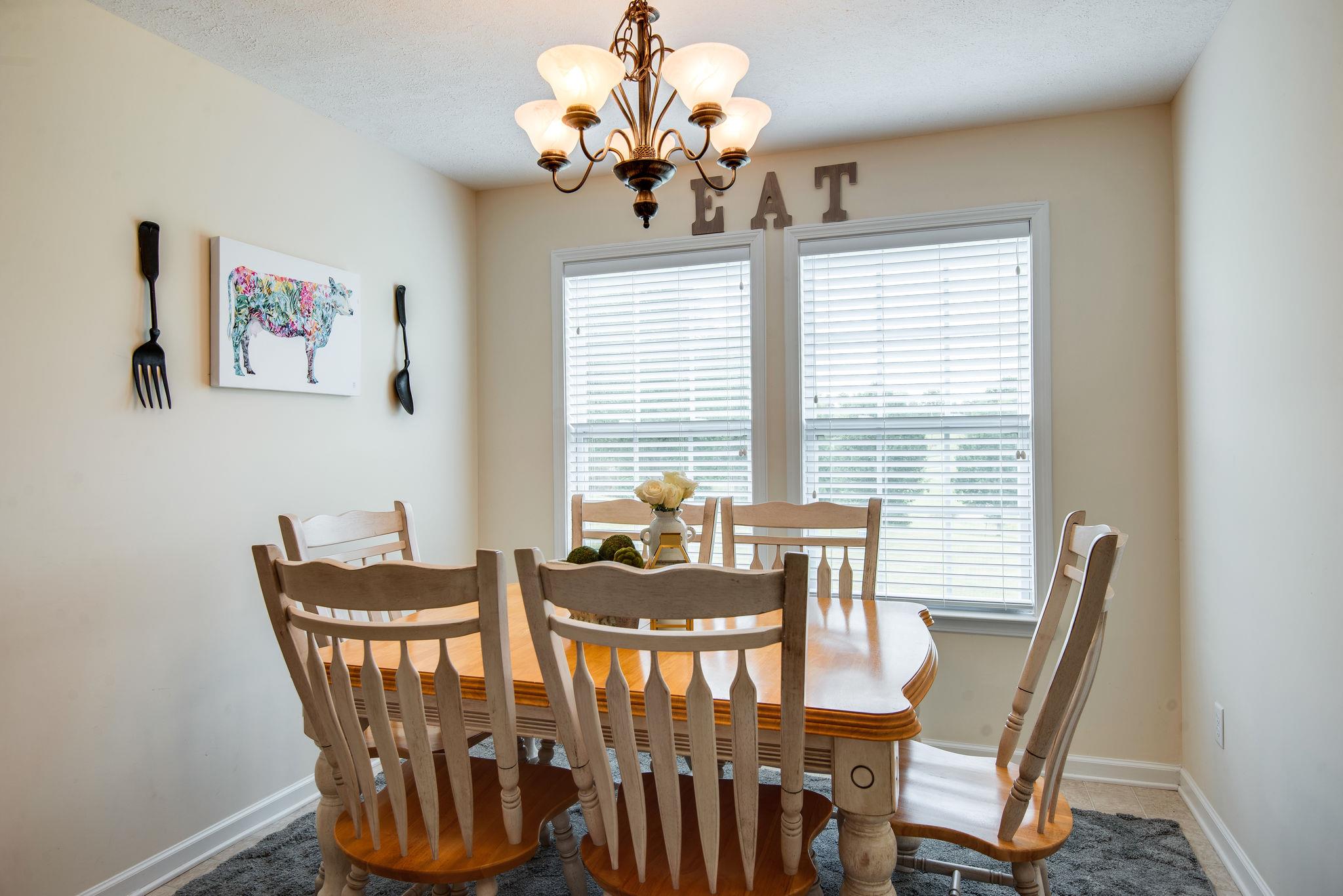 911 Franklin Road Charlotte, TN 37036 - Photo 14 of 30 Dining Room w/ Beautiful Natural Light