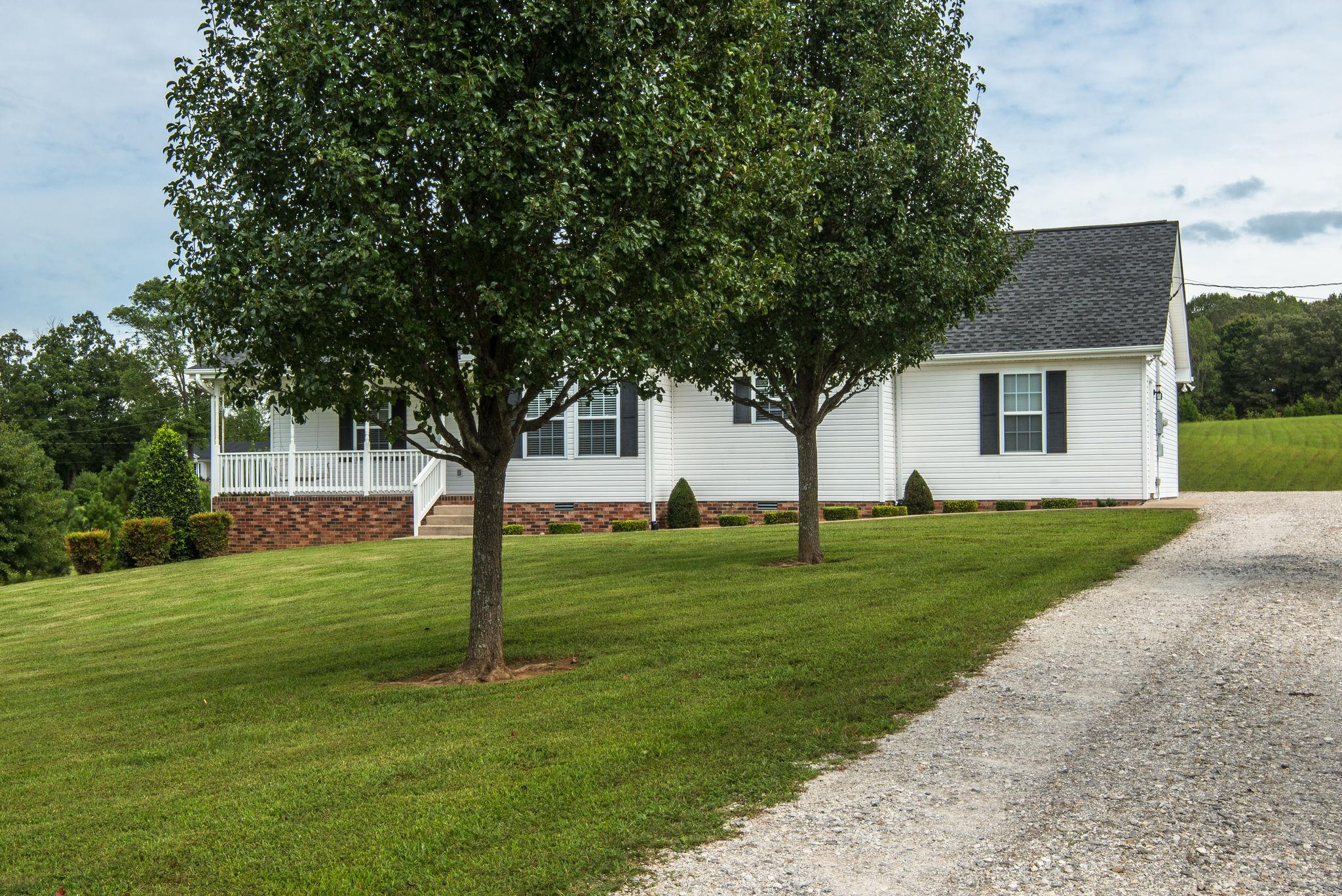 911 Franklin Road Charlotte, TN 37036 - Photo 29 of 30 Immaculate Home Inside & Out!