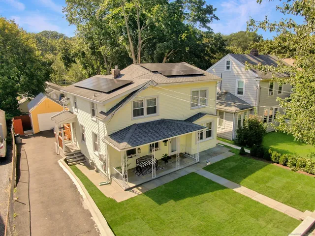 $775,000 | 90 Courtland Hill Street, Stamford, CT 06906