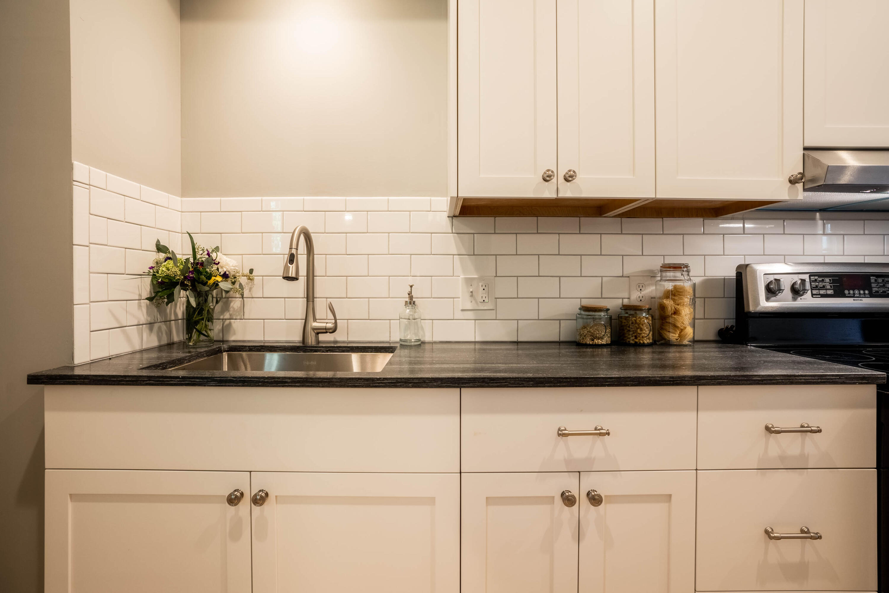 273 Spring Street Portland, ME 04102 - Photo 75 of 91 2-Upper Unit-36