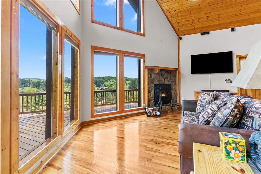 285 Black Bear Ridge Sparta, NC 28675 - Photo 18 of 35
