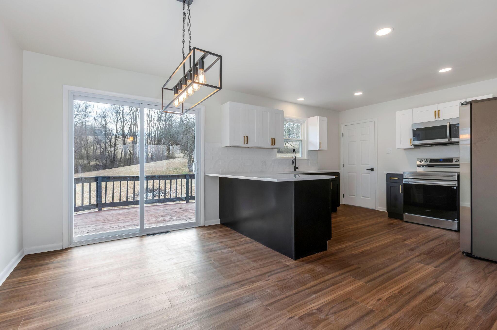 4338 Briarcliff Road Nashport, OH 43830 - Photo 7 of 50 Dining Room/Kitchen
