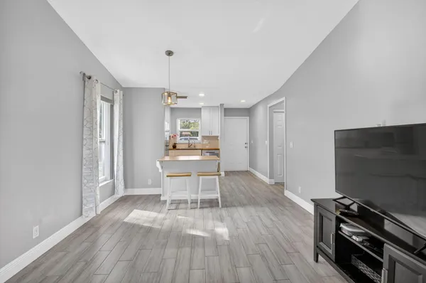 $289,000 | 28 Vía De Casas Norte, Unit 28, Boynton Beach, FL 33426