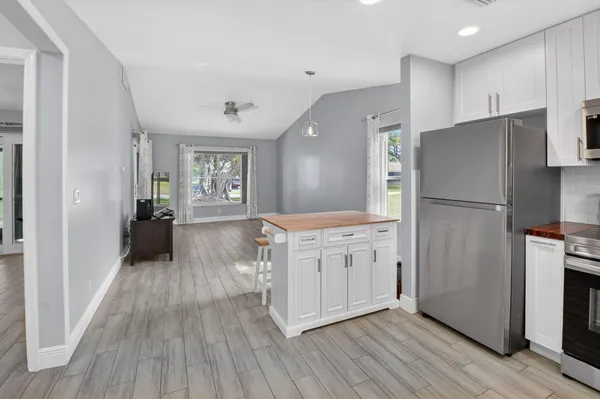 $289,000 | 28 Vía De Casas Norte, Unit 28, Boynton Beach, FL 33426