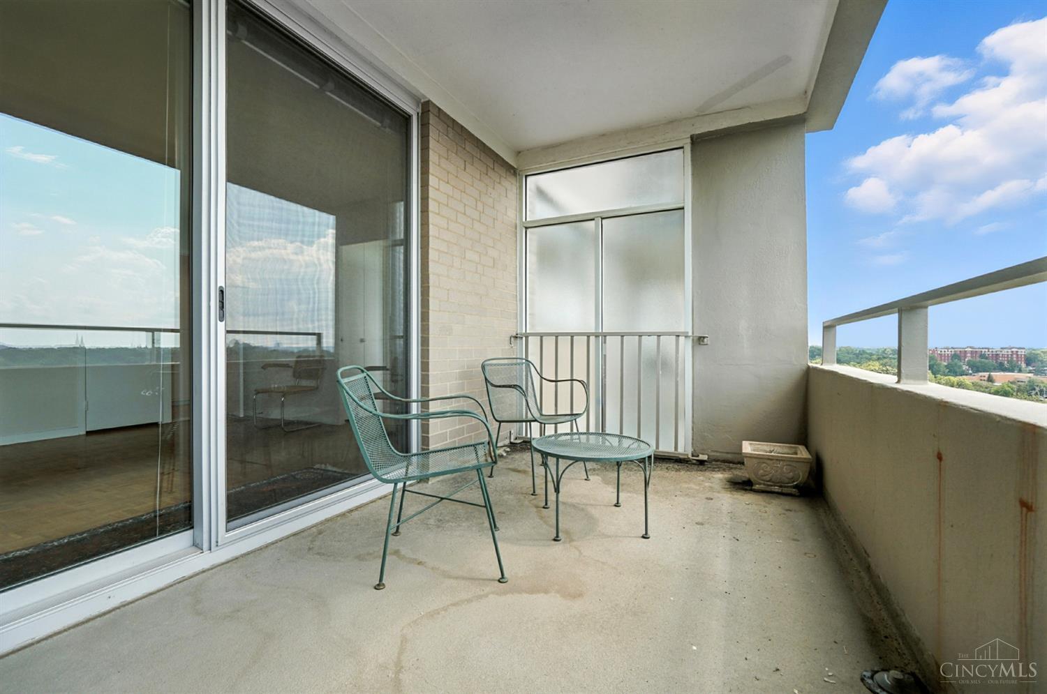 2324 Madison Road, Unit 1709 Cincinnati, OH 45208 - Photo 91 of 93 Gallery Image 91