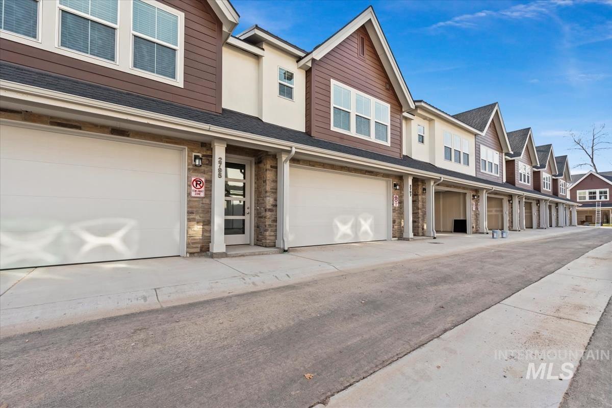 2811 West Palouse Street Boise, ID 83705 - Photo 2 of 30