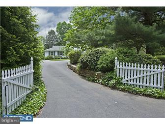 208 King George Road Pennington, NJ 08534 - Photo 2 of 12