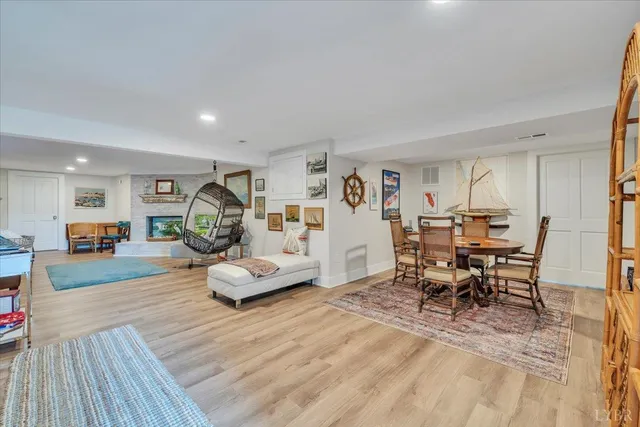 $985,000 | 1221 Oakwood Street, Bedford, VA 24523