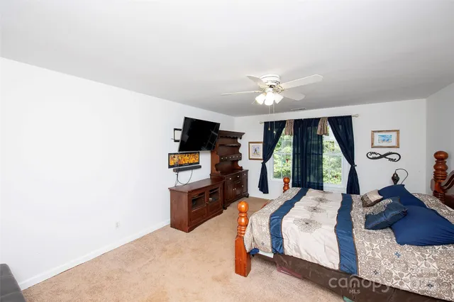 $565,000 | 8327 Loma Linda Lane, Unit 11, Waxhaw, NC 28173