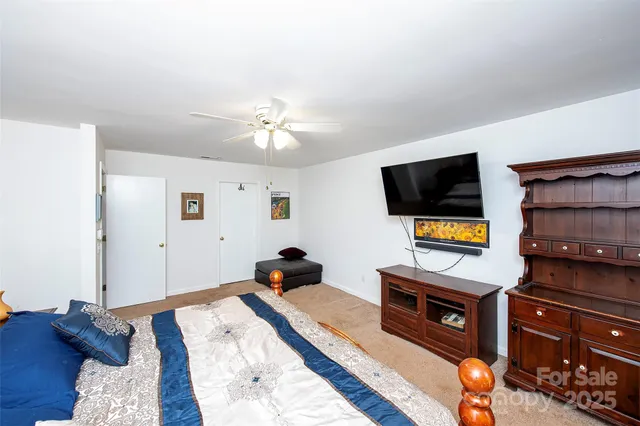 $565,000 | 8327 Loma Linda Lane, Unit 11, Waxhaw, NC 28173