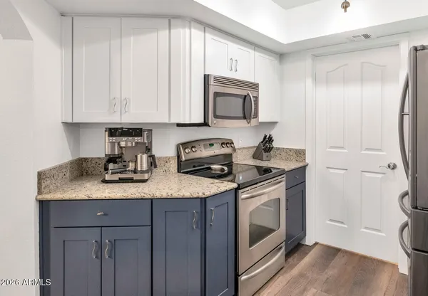 $425,000 | 5104 North 32nd Street, Unit 144, Phoenix, AZ 85018