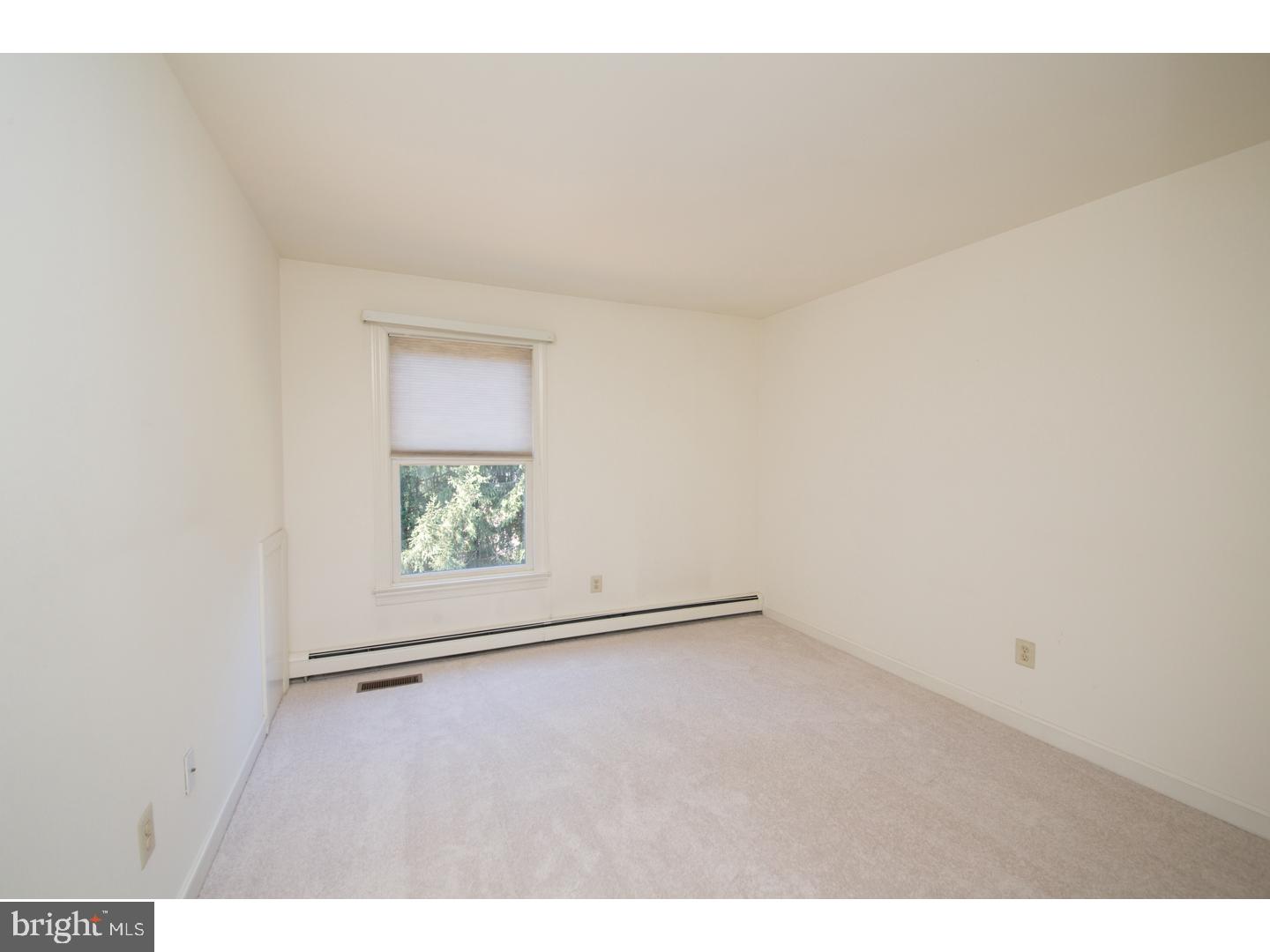 742 Lookout Lane Wayne, PA 19087 - Photo 18 of 25 Bedroom 3