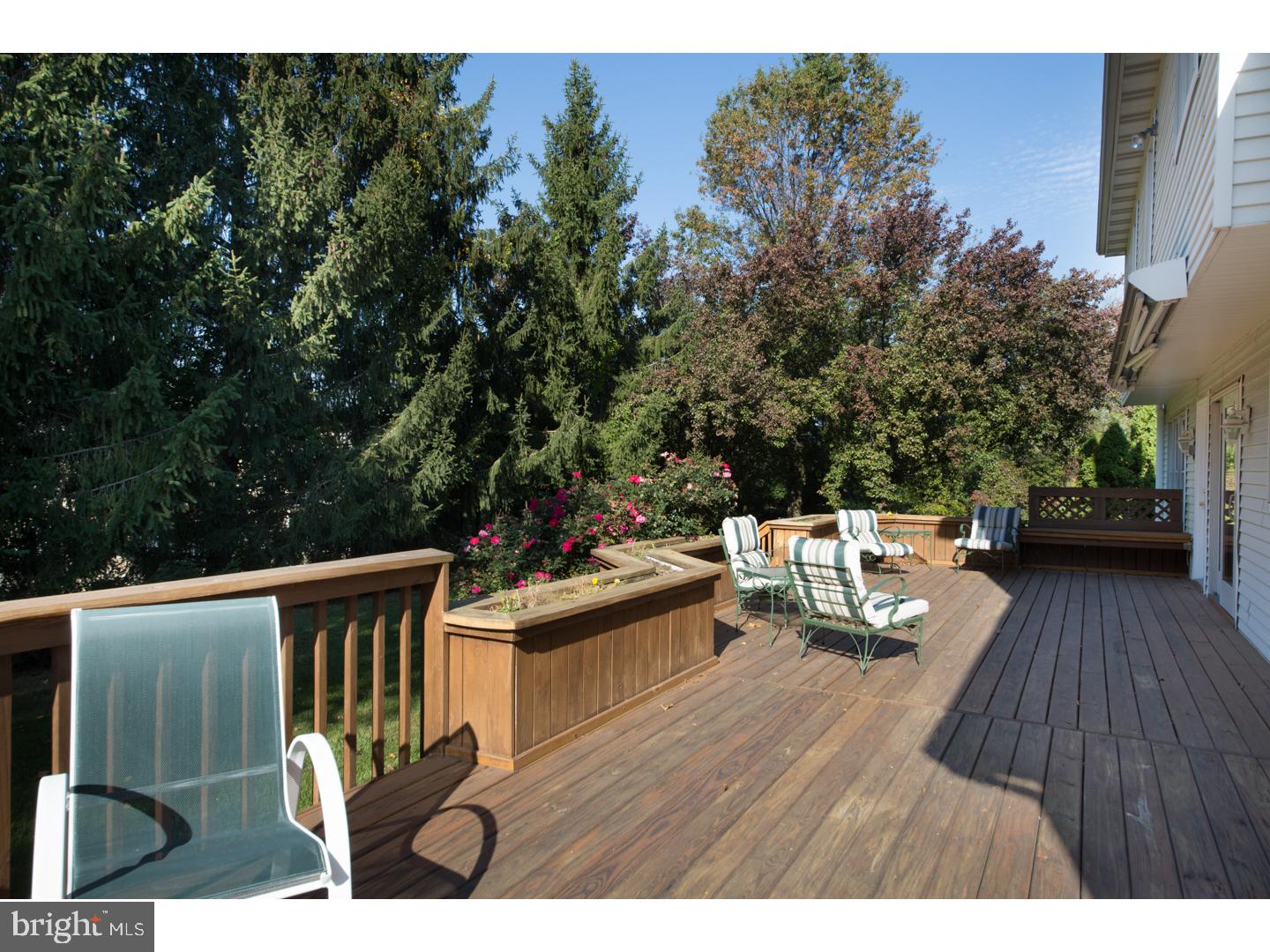 742 Lookout Lane Wayne, PA 19087 - Photo 3 of 25 Deck