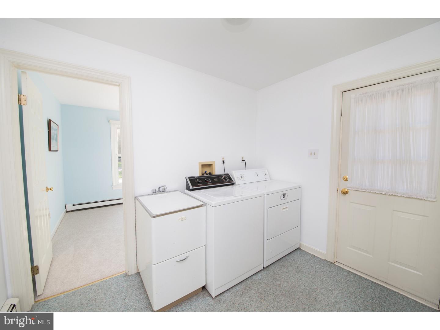 742 Lookout Lane Wayne, PA 19087 - Photo 21 of 25 Laundry Room