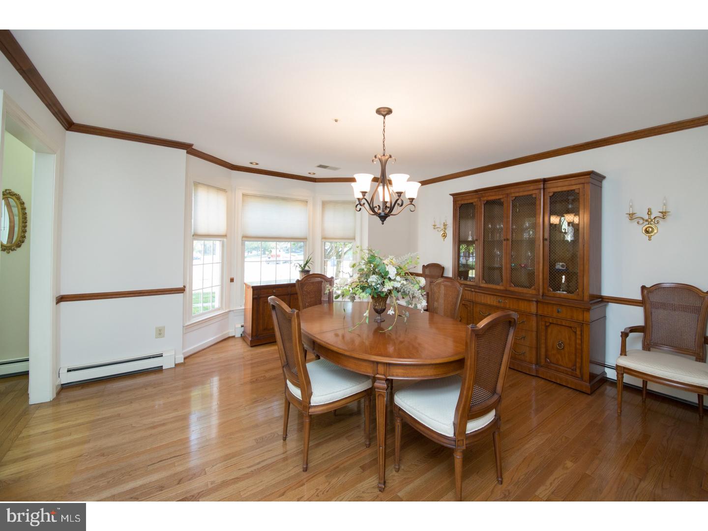 742 Lookout Lane Wayne, PA 19087 - Photo 7 of 25 Dining Room