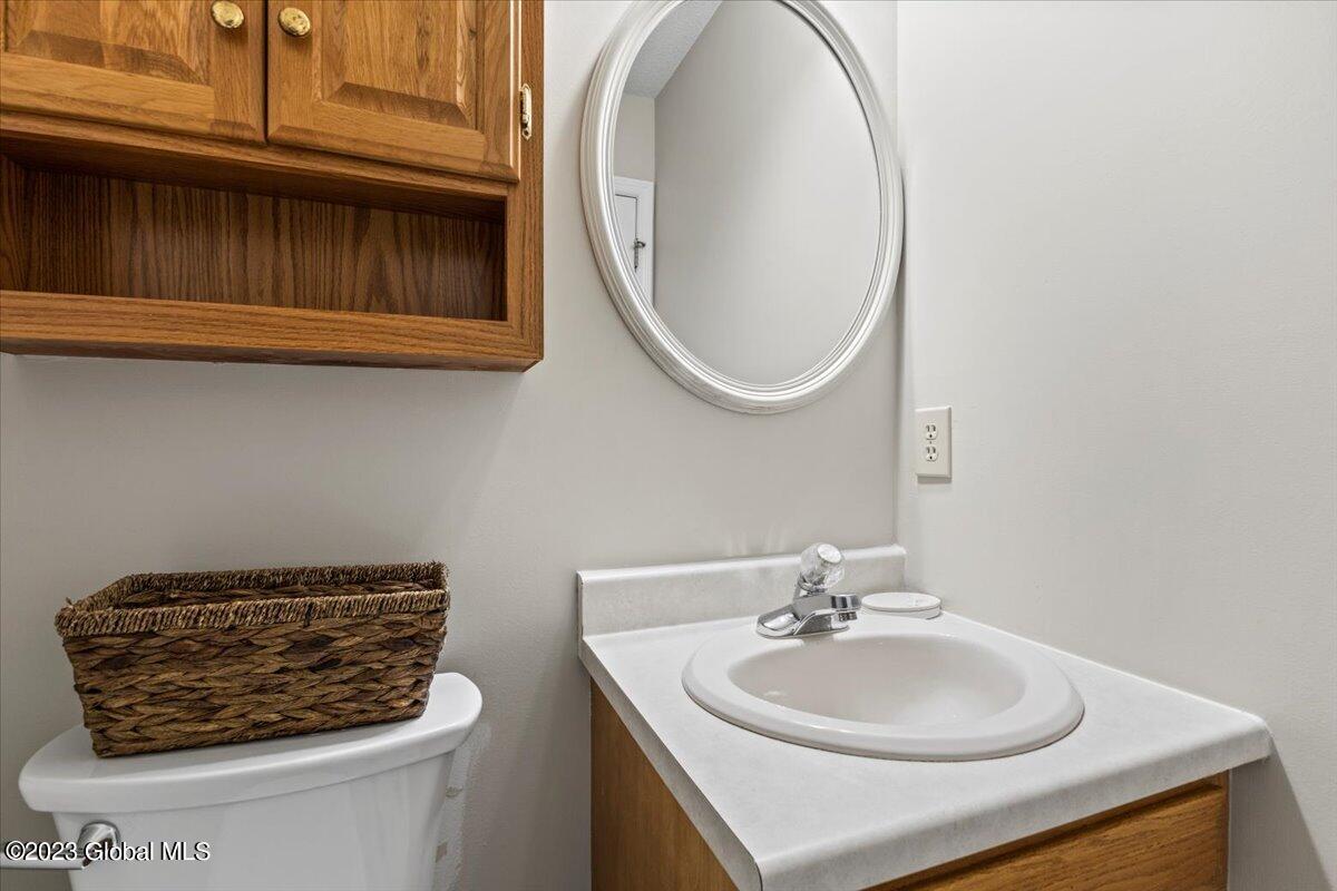 32 Mallard Road Bethlehem, NY 12077 - Photo 19 of 35 16-IMG_0365