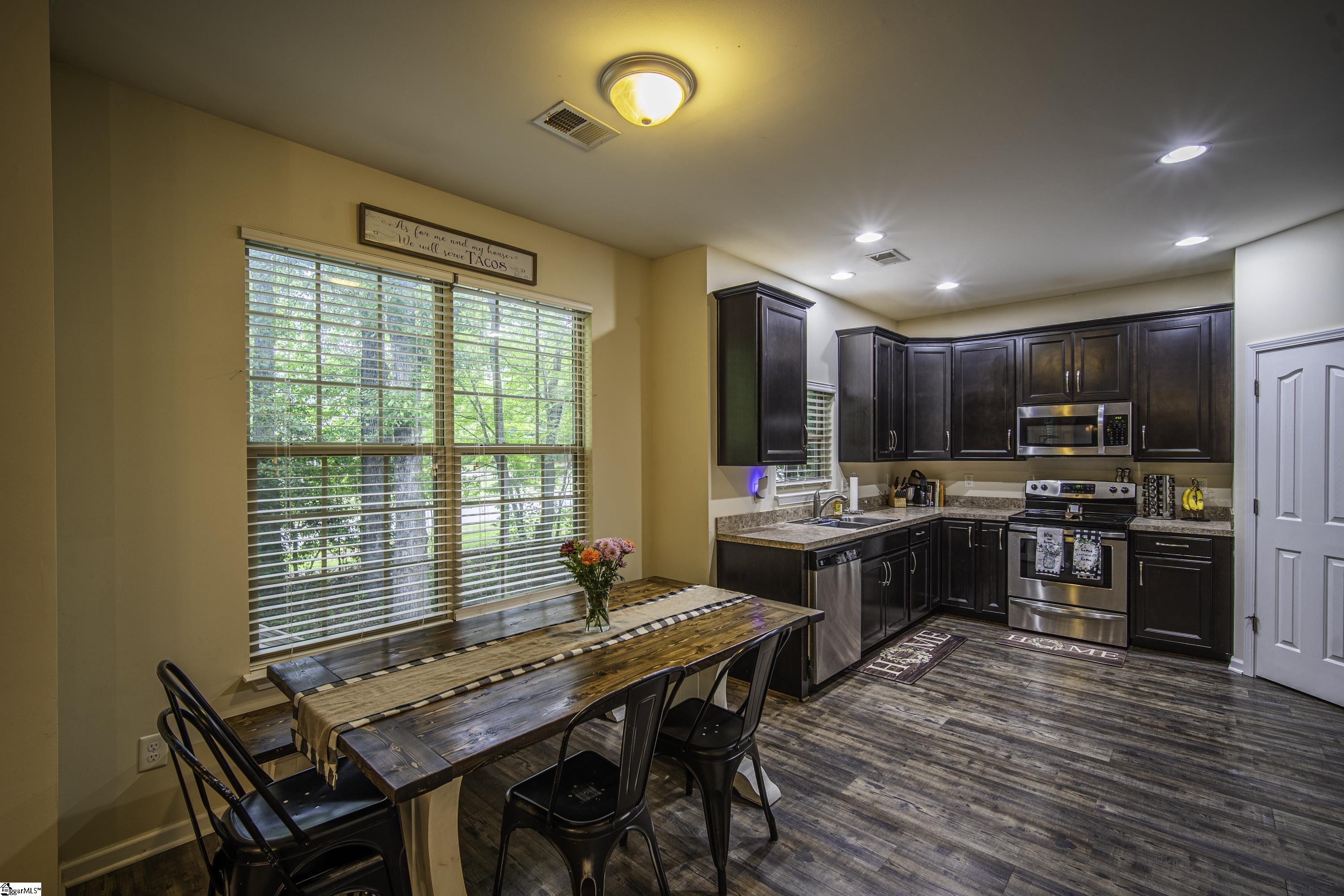 20 Killarney Lane Greer, SC 29650 - Photo 14 of 41 Gallery Image 14