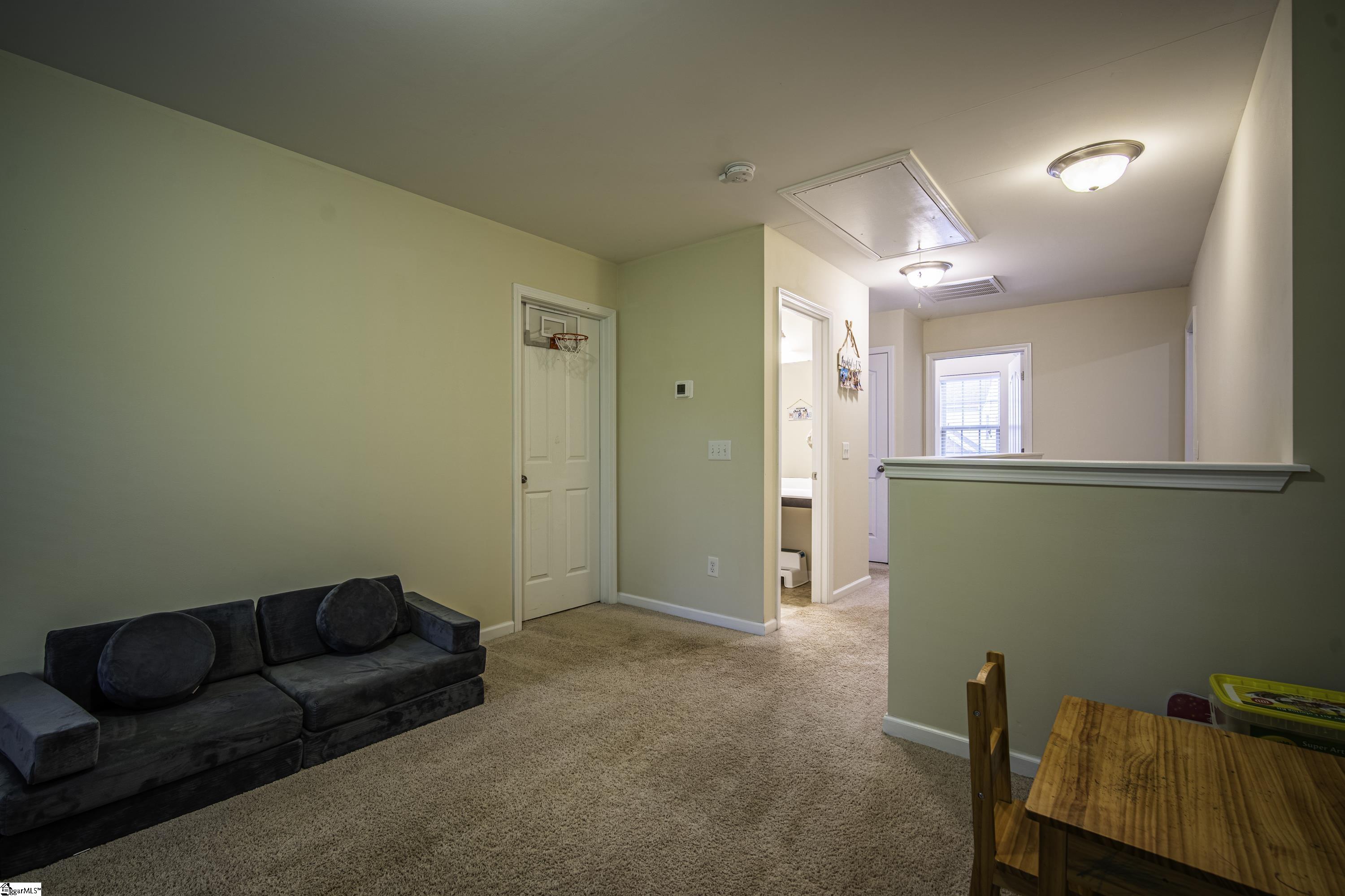 20 Killarney Lane Greer, SC 29650 - Photo 19 of 41 Gallery Image 19