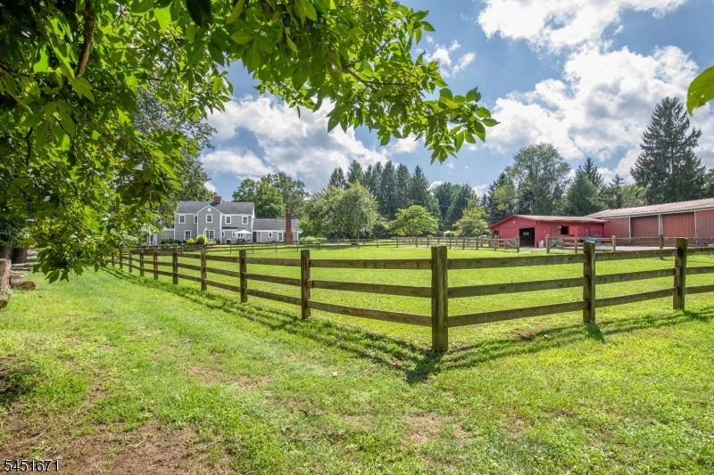 5 Scarlet Oak Road Califon, NJ 07830 - Photo 49 of 50 Gallery Image 49