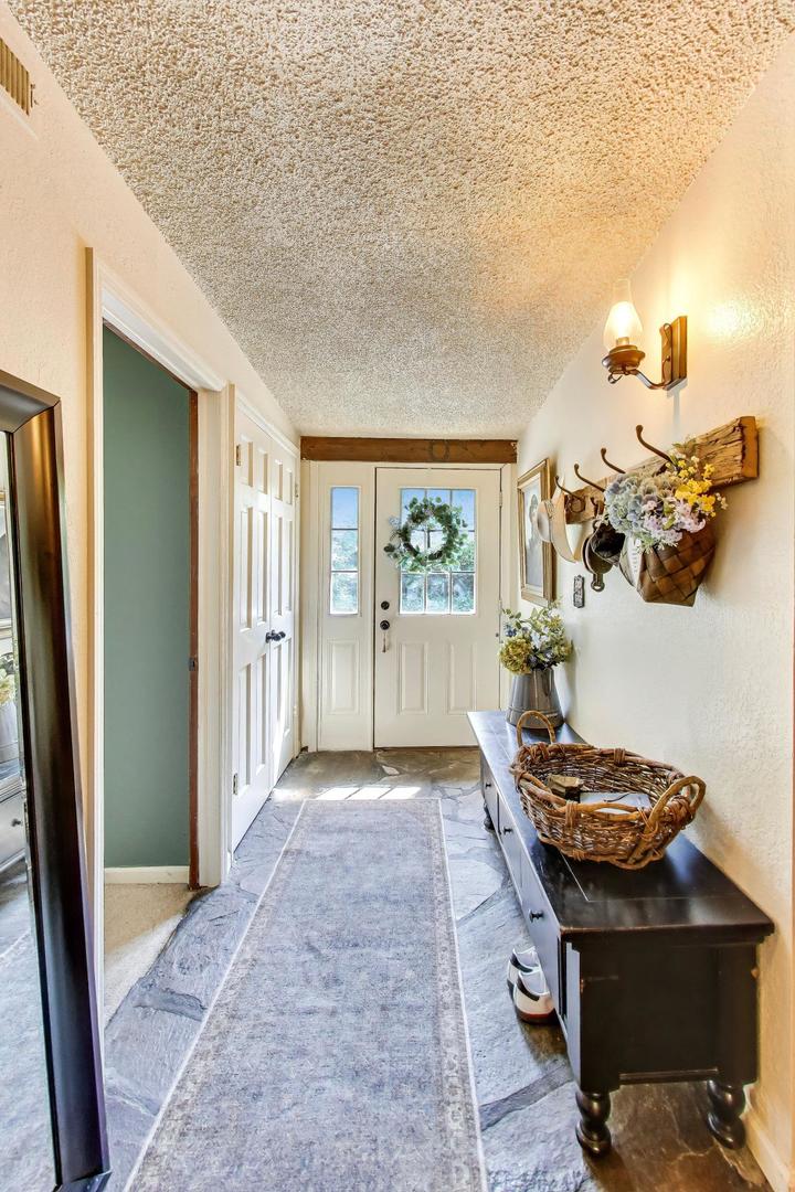 10102 Country Club Road Woodstock, IL 60098 - Photo 31 of 59 Gallery Image 31