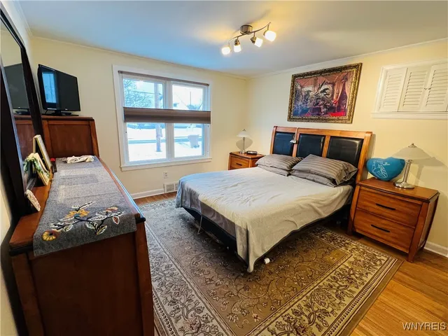 $199,999 | 249 North Meadowbrook Parkway, Cheektowaga, NY 14206