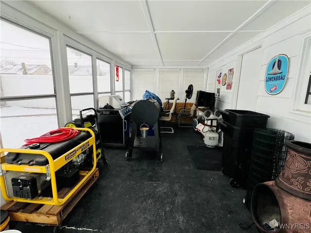 $199,999 | 249 North Meadowbrook Parkway, Cheektowaga, NY 14206