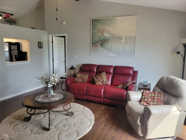 $329,900 | 8535 Robin Run Way, Avon, IN 46123