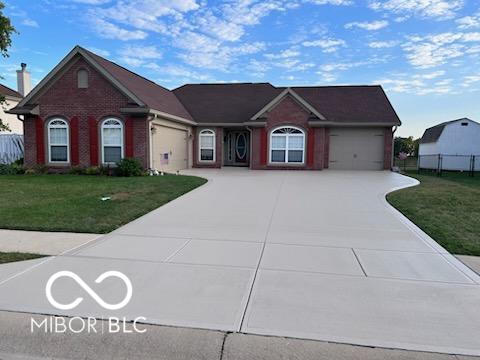 8535 Robin Run Way Avon, IN 46123 - Photo 2 of 30